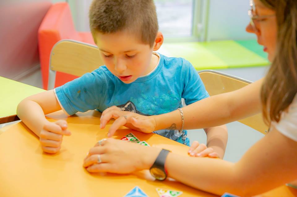 HOSPIMEDIA : L&rsquo;accueil itinérant pour jeunes autistes se déploie dans le Nord de l&rsquo;Essonne