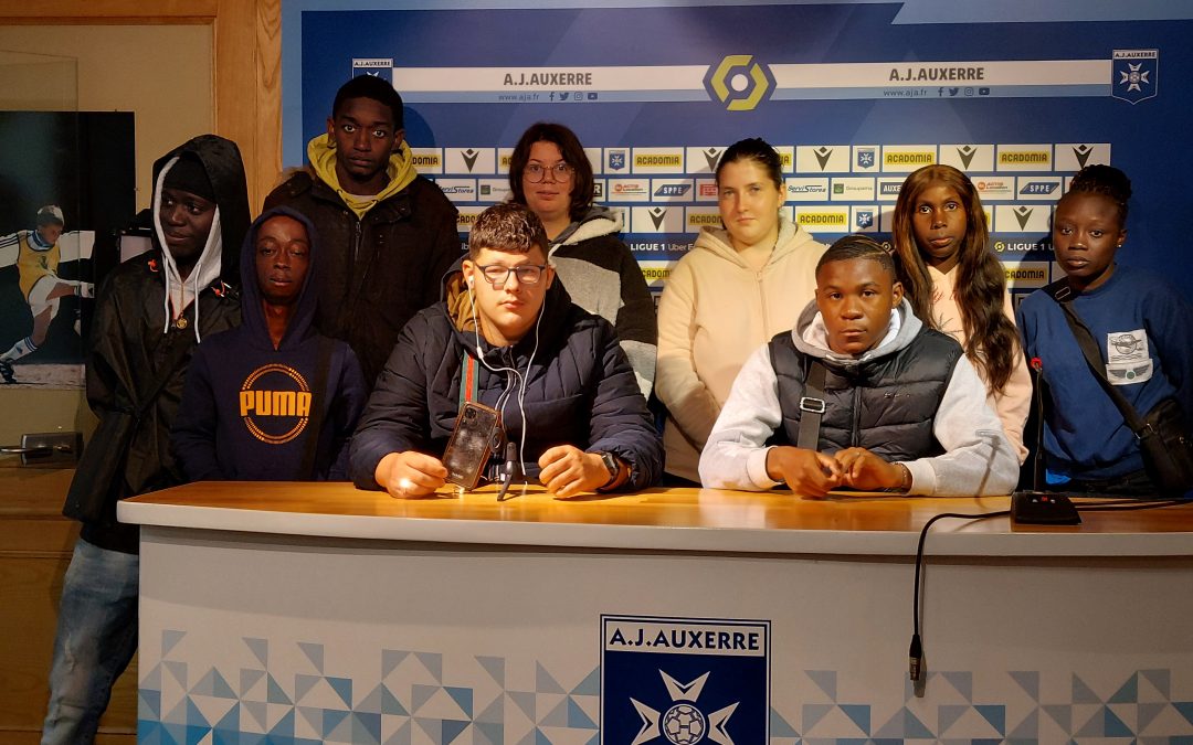 Des jeunes guyanais et auxerrois rencontrent les joueurs de l&rsquo;AJA