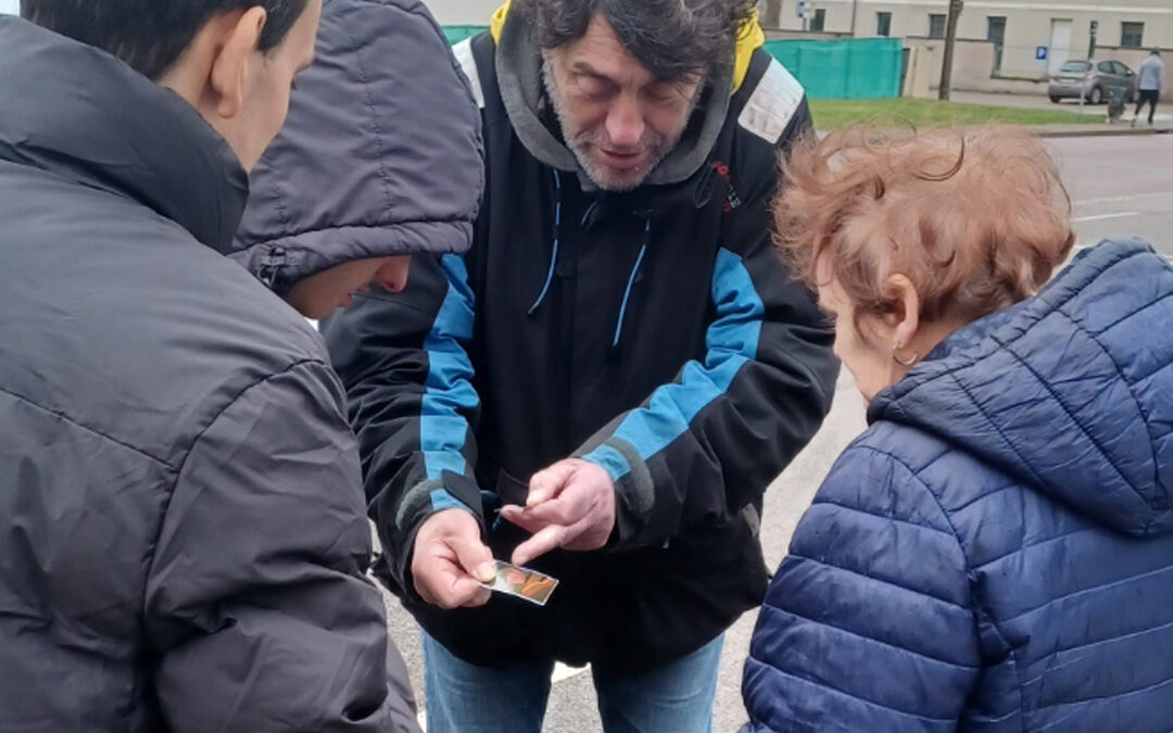 [UN RALLYE INTER-EANM : À LA DÉCOUVERTE DES NOMS DES RUES DE SENS]