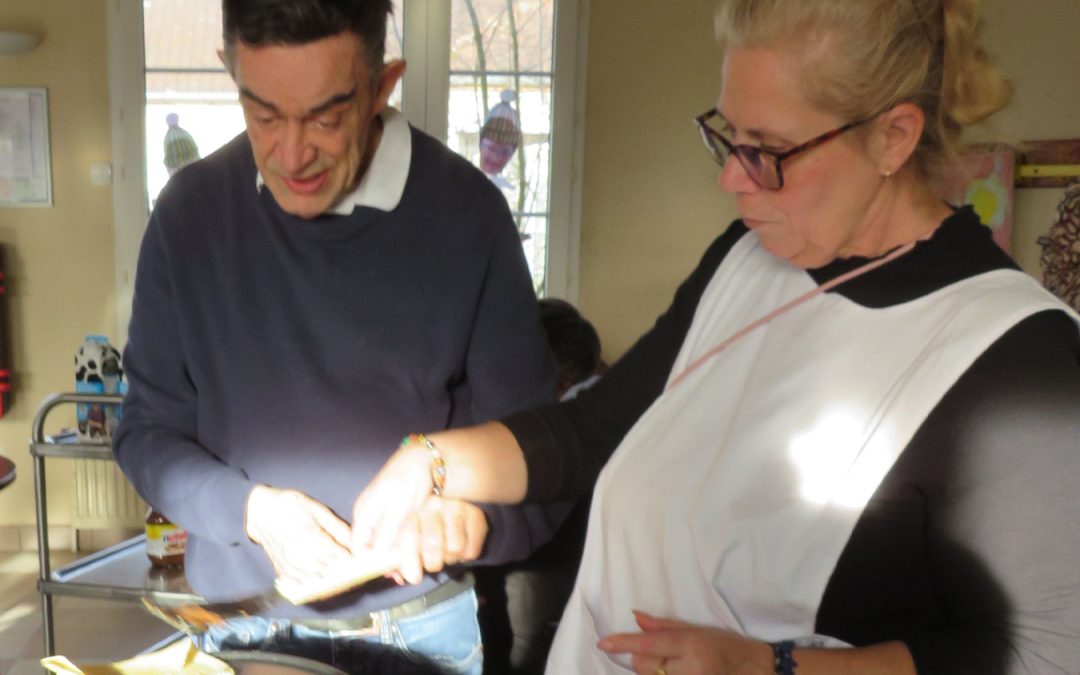 Jour des crêpes aux Courlis : un parfum de gourmandise traverse les couloirs !